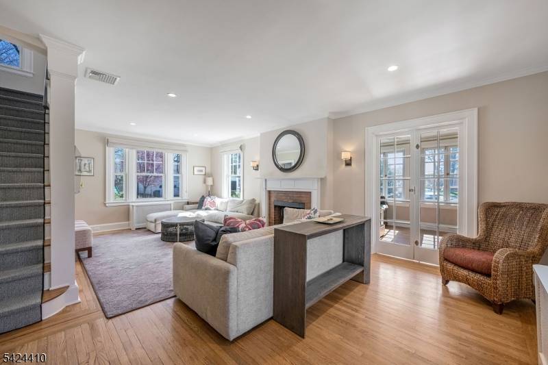 Masterfully uniting 1920s grandeur with modern luxury, 20 Georgian Road is a breathtaking 5 bed, 3 Full 2 Half bath Colonial in Morristown's prestigious Washington's Headquarters.