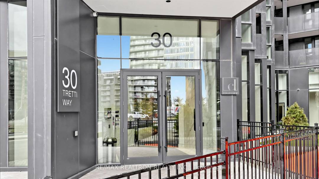Client RemarksDiscover stylish urban living in this modern bedroom condo at 30 Tretti Way, located in the highly sought after Tretti Condos community in North York.