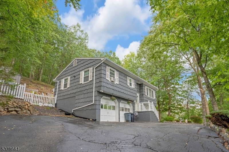 Park Heights Ave is one of the most desired streets to live in Dover.