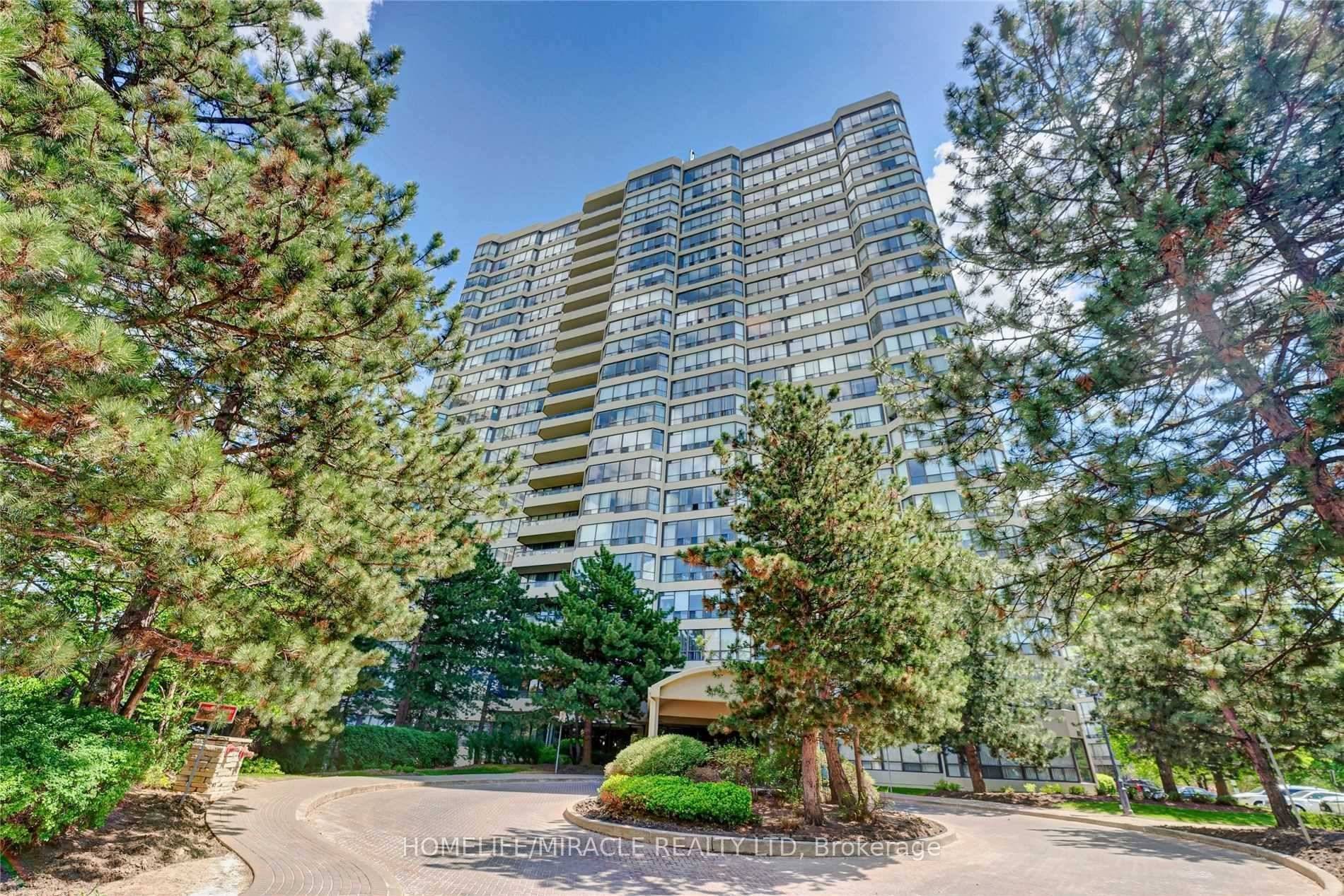 Luxury Posh Belair 2 1 Bedroom Condo, 2 Bath, Jacuzzi Tub And Very Spacious Condo.