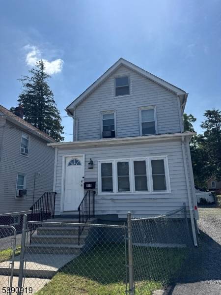 Welcome to 808 E 3rd Street, a charming 2 bedroom, 1 bath home nestled in the heart of Plainfield.