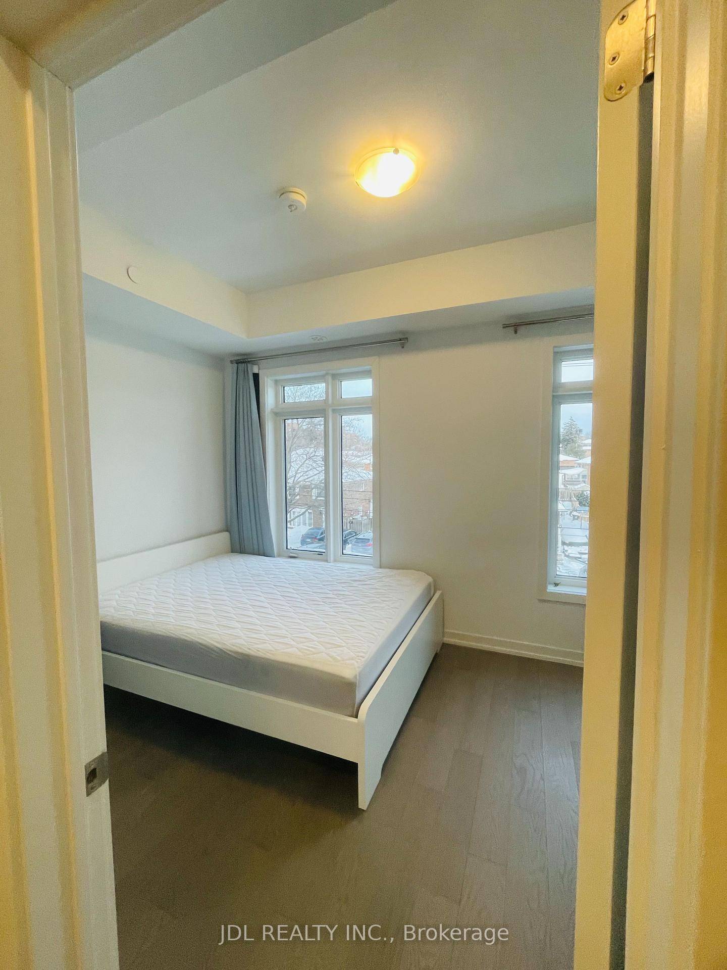 Room with Ensuite bathroom for rent at Eglinton and Victoria Park.