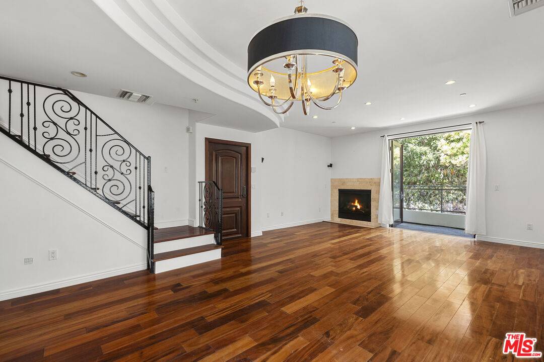 744 N Alfred St 3BR Sunset Strip La