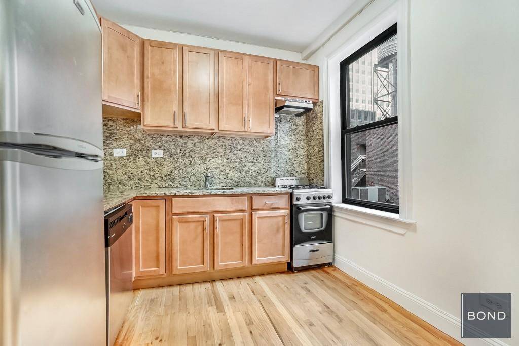 Massive Doorman 2BR Apartment !