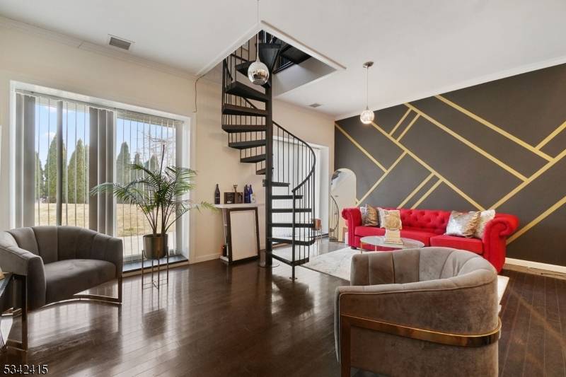 Prime 3 Family Investment Opportunity in Nutley, NJ !