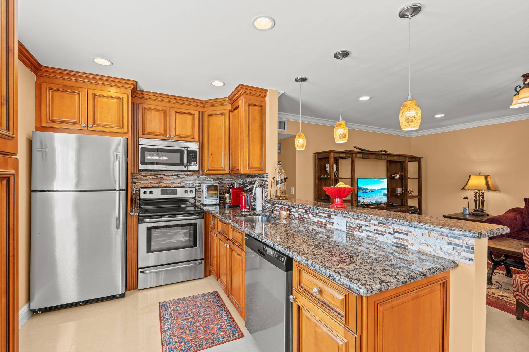 Stunning 2 Bed, 2 Bath Corner Unit with Breathtaking Views !