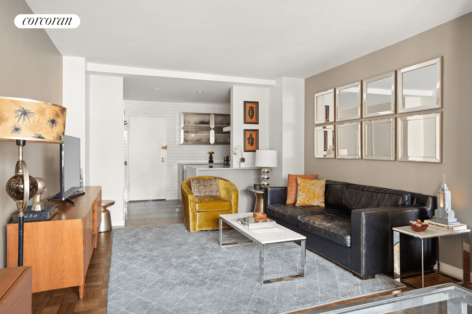 Iconic NYC Living Style, Light amp ; Smart Design Who needs a massive apartment when the greatest city in the world is right outside your door ?