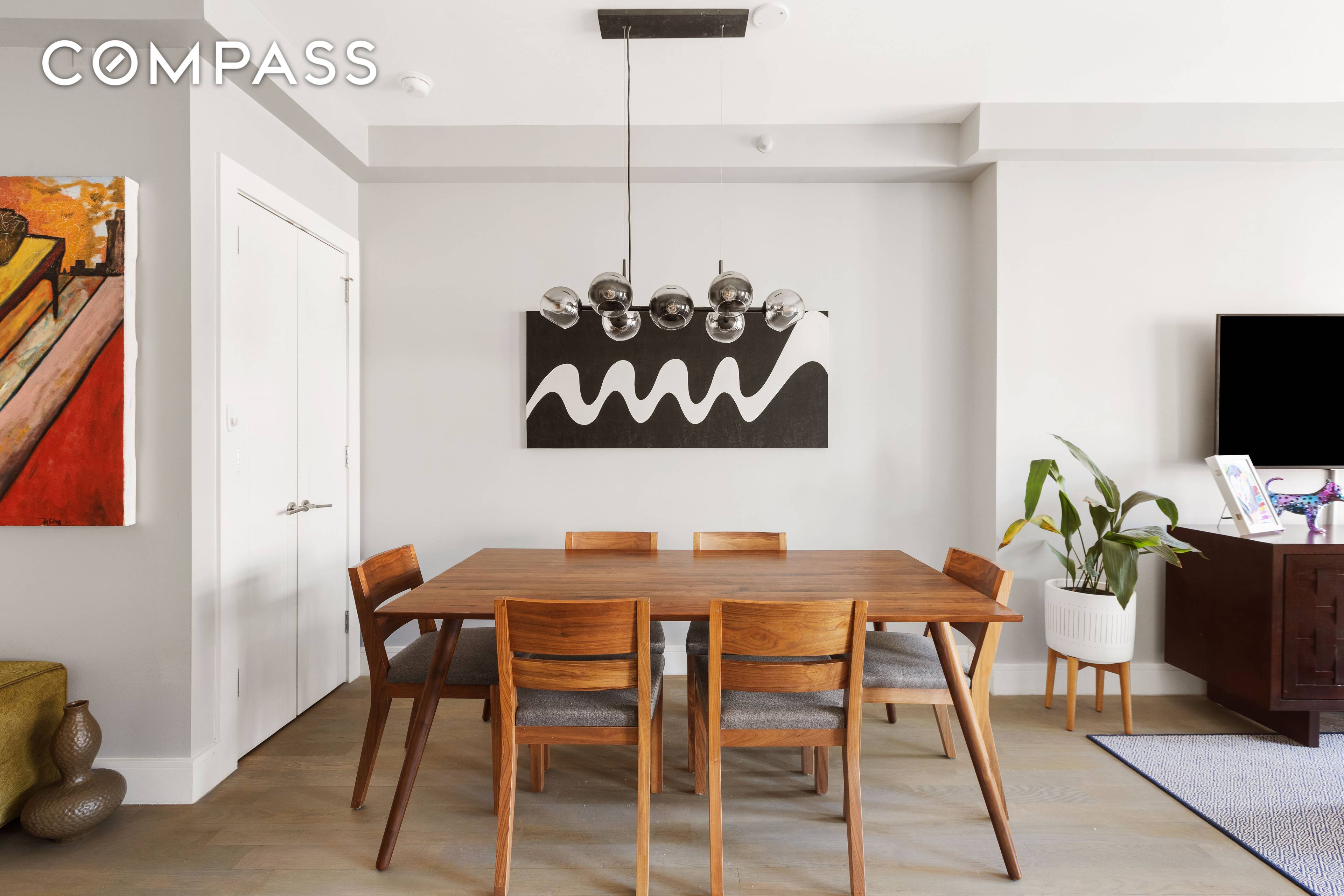 First Showing on May 29 from 5 30 6 30 pm This boutique offers the best of Bed Stuy living in one of Brownstone Brooklyn s most dynamic neighborhoods.