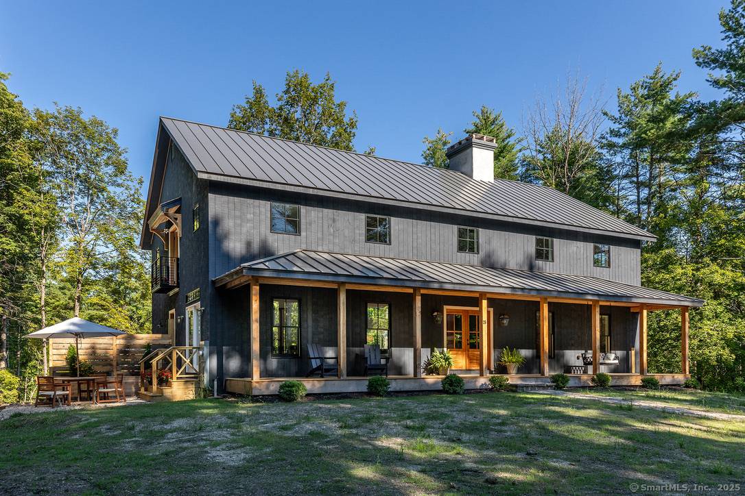 Shangra Lodge, part of the allure where days spent approaches perfection.