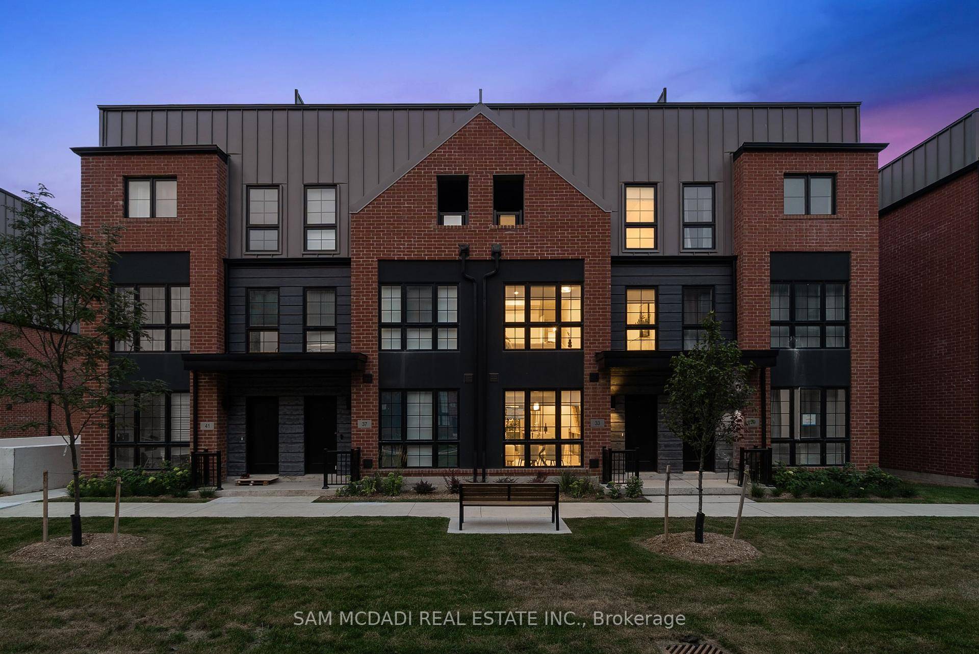 Welcome to RoseParkTowns, a newly built and never lived in 3 bedroom townhouse in the sought after Uplands community of Vaughan.