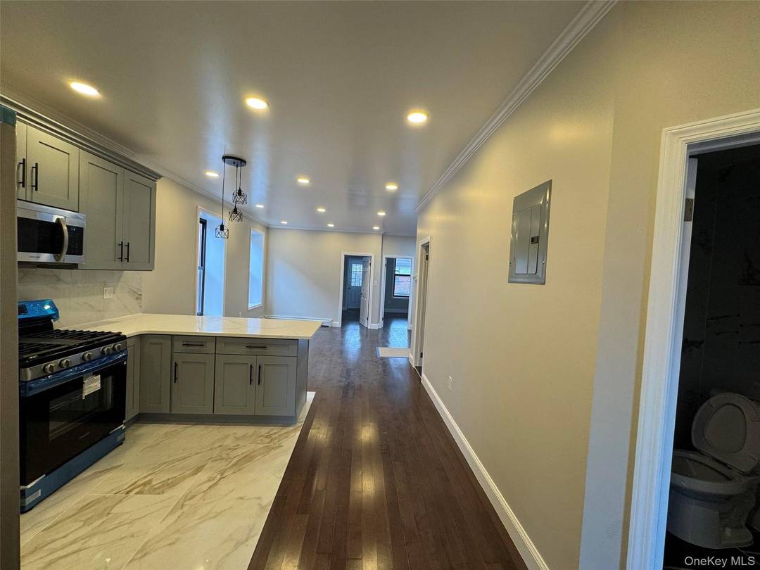 Beautiful and fully remodel nice size 1 family with 4 Bedrooms and 2.