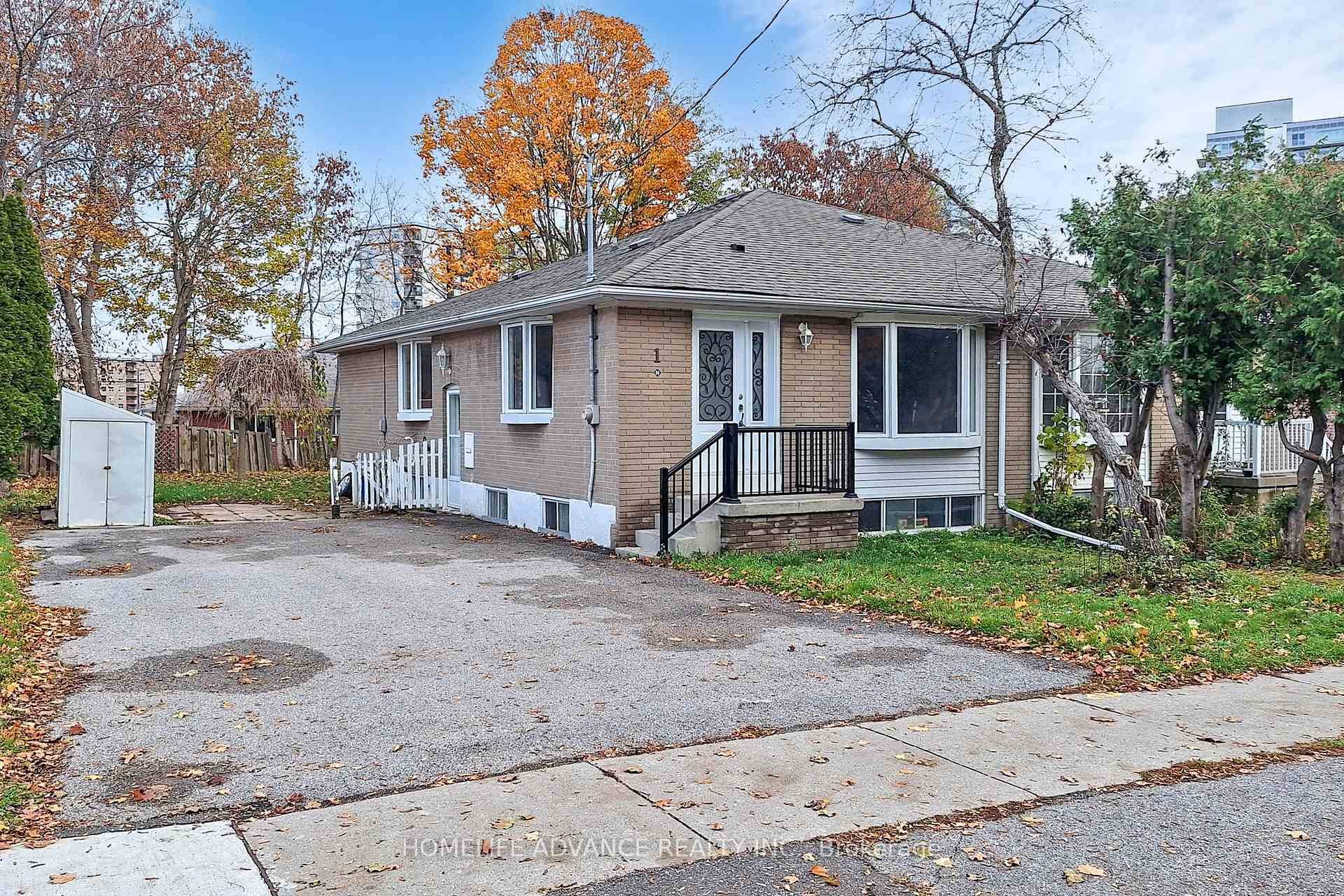 Prime CORNER LOT in great Newmarket location.