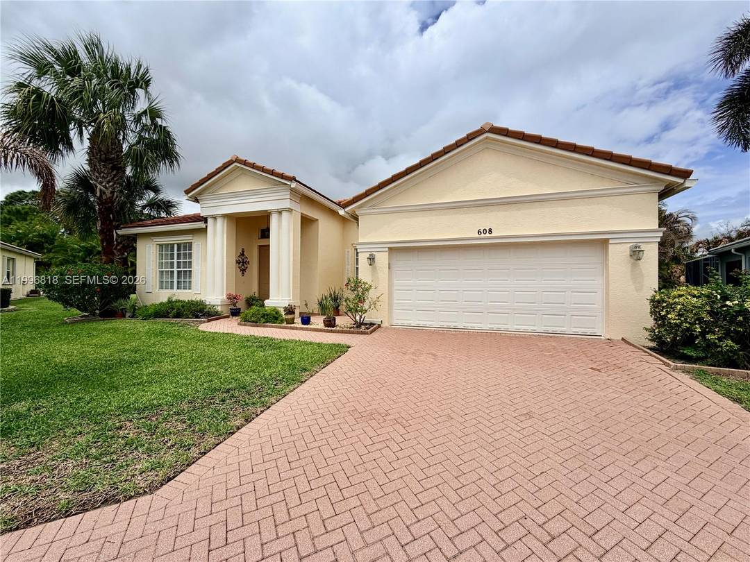 Located in the All Ages Neighborhood of Lake Forest at St Lucie West, this 3 Bedroom 2 bathroom Pool Home is situated on an oversized pie shaped lot with lots ...