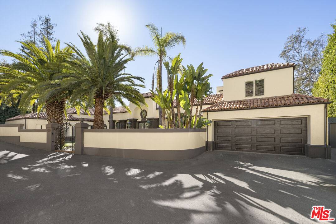 10557 Rocca Pl 5BR Bel Air La