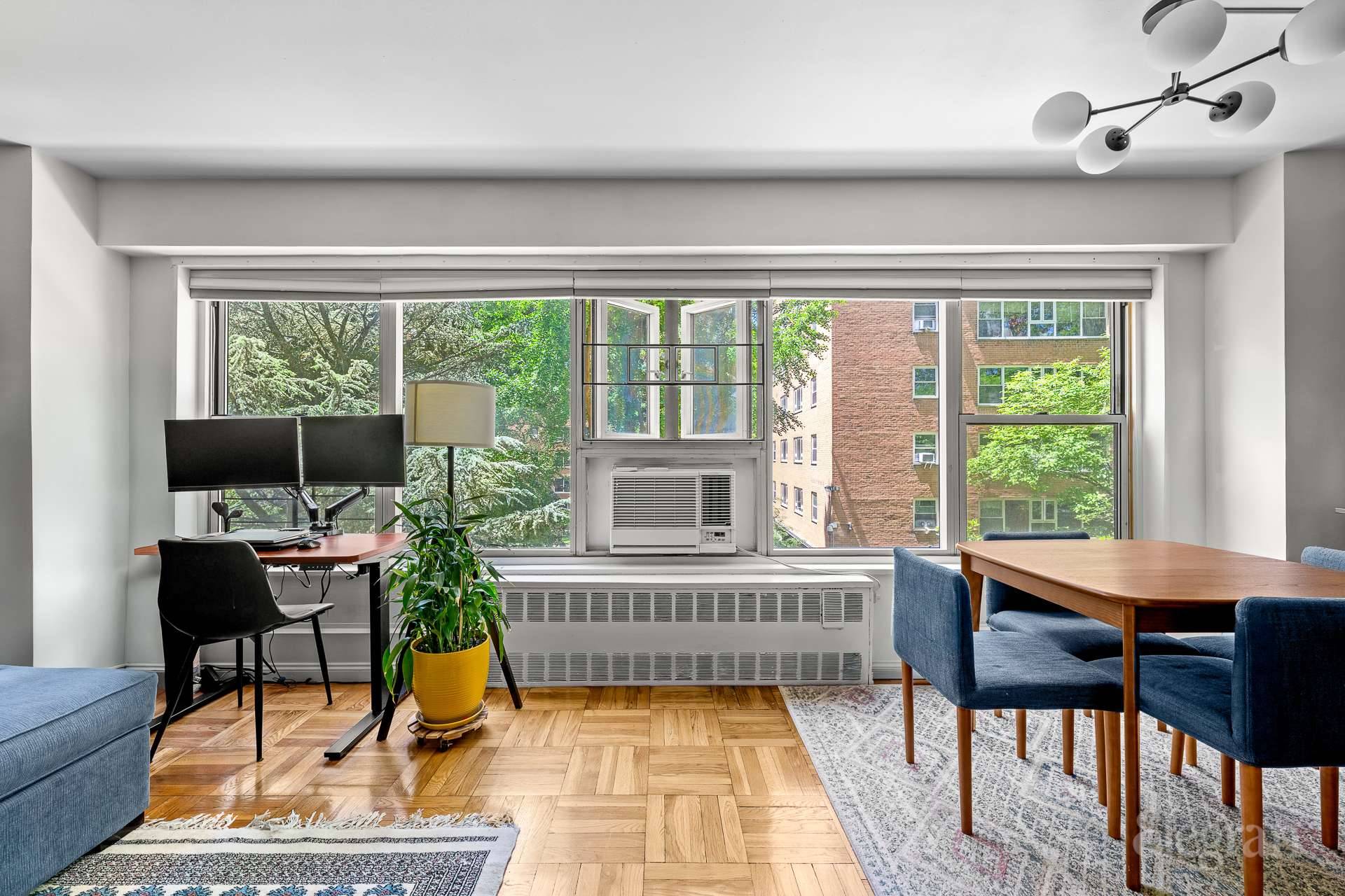 Light and peace ! This sun filled, thoughtfully renovated 1 bedroom home is a urban oasis.