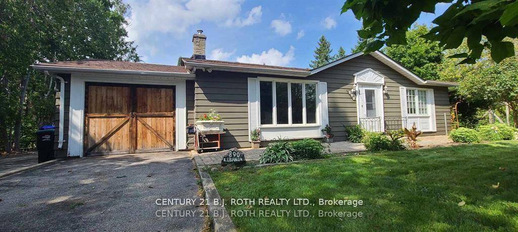 Welcome to this beautiful and well maintained 3 bedroom, 1 bathroom bungalow.