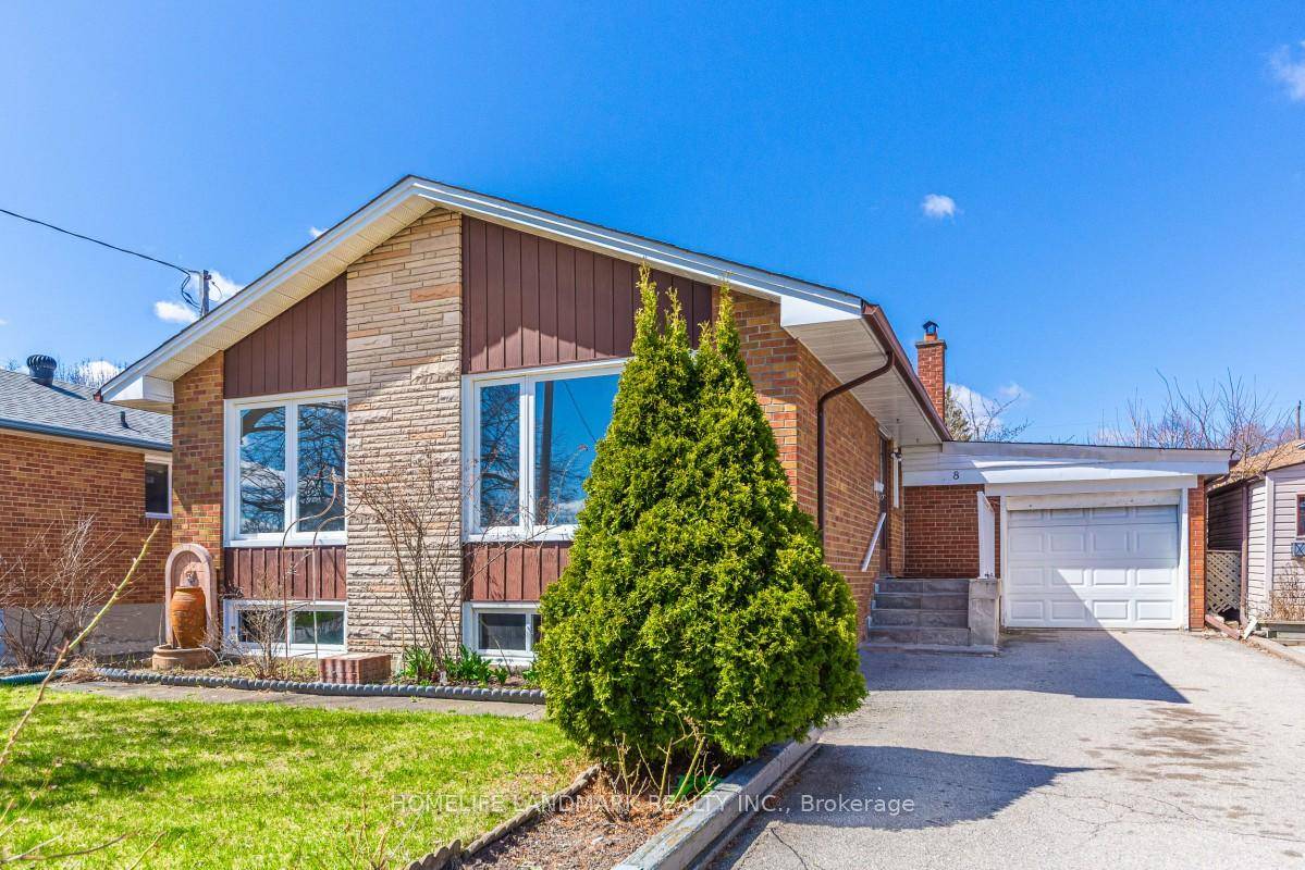 REMARKS FOR CLIENTSLocation, Location, Location Well Maintained Detached Home !