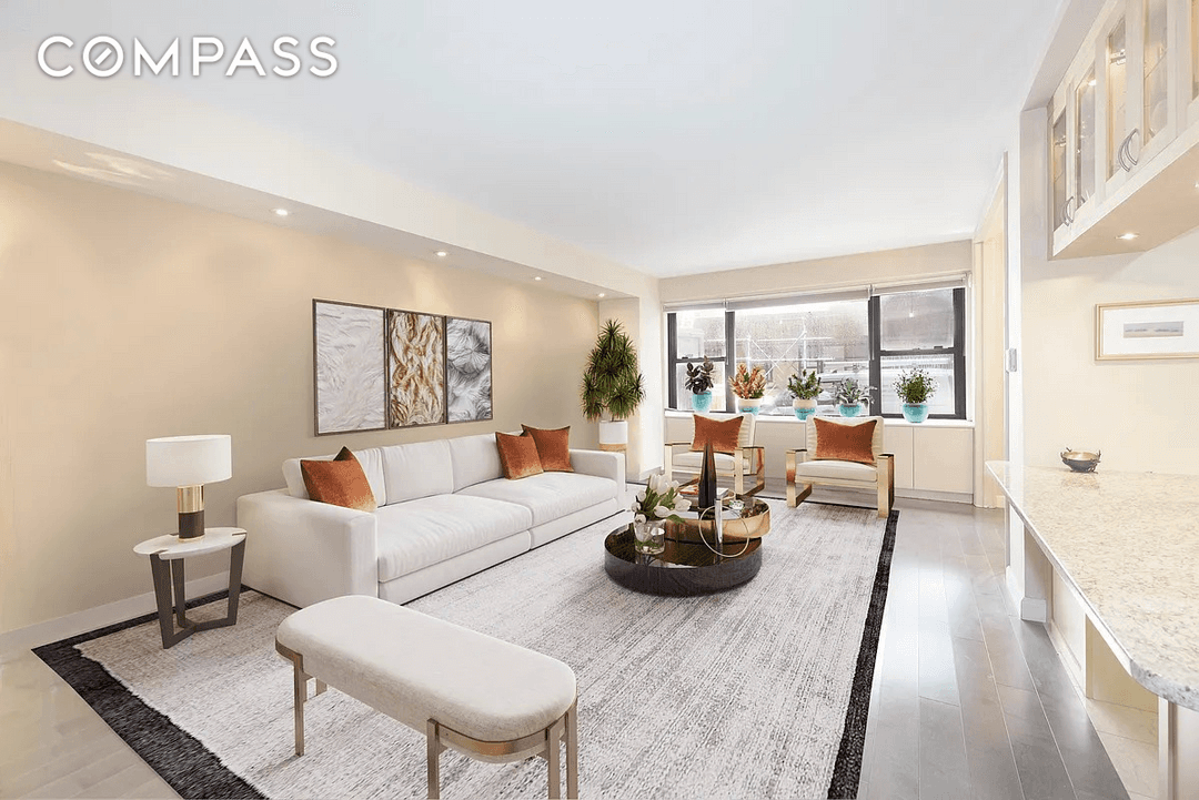 50 Sutton Place South is a white glove full service luxury cooperative with 24 hour doorman and concierge services, supremely attentive resident manager, an elegant lobby, fitness center and garage.
