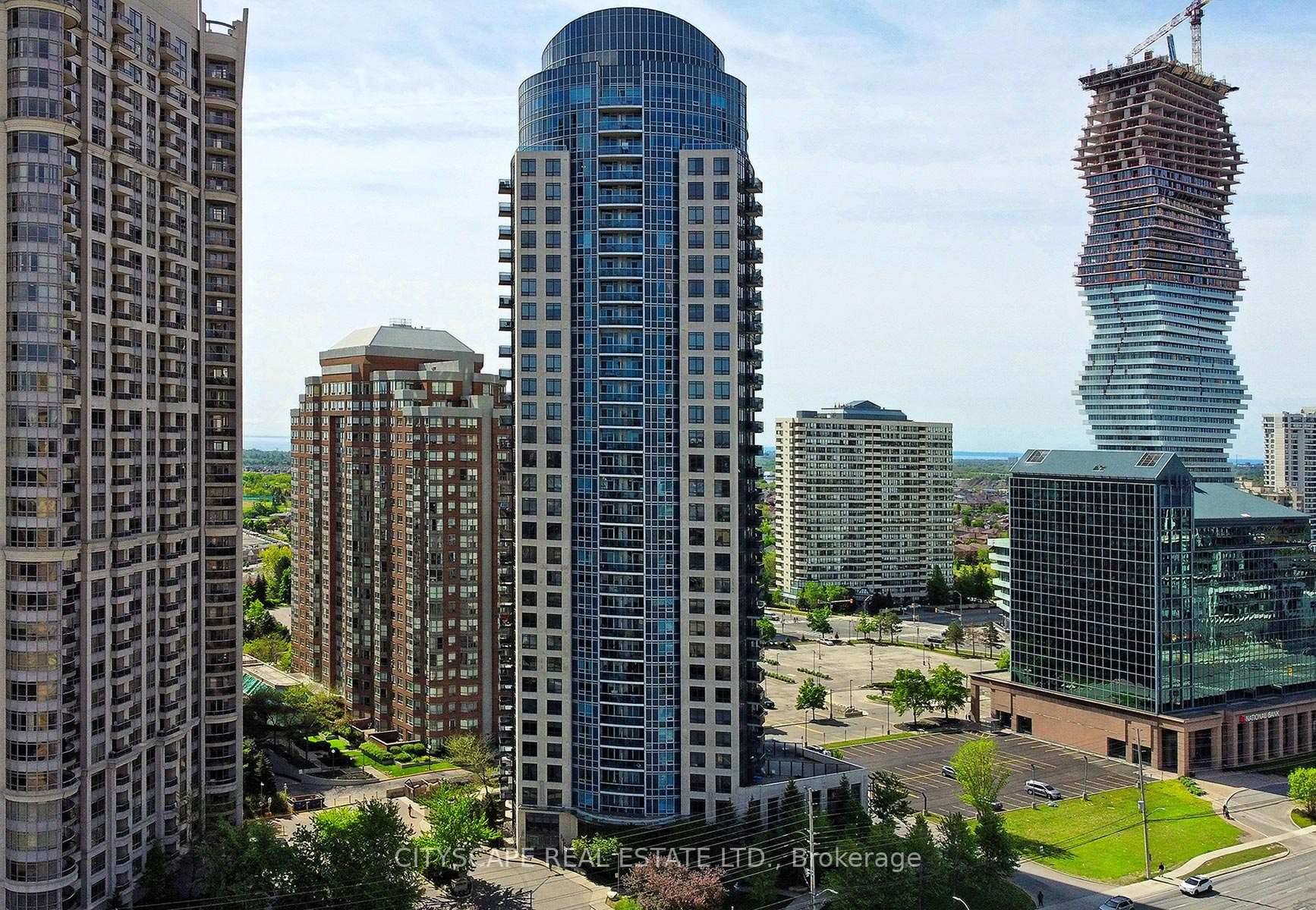 Ultimate Luxury Living Tridel Ultra Ovation Stunning 1 Bedroom plus One, 1 bathroom unit located in the heart of the Mississauga.