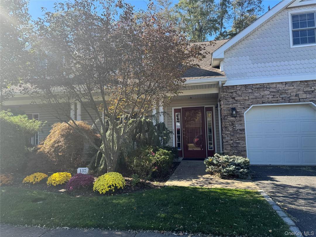 LUXURY RENTAL IN MILL POND ACRES GATED 55 COMMUNITY.