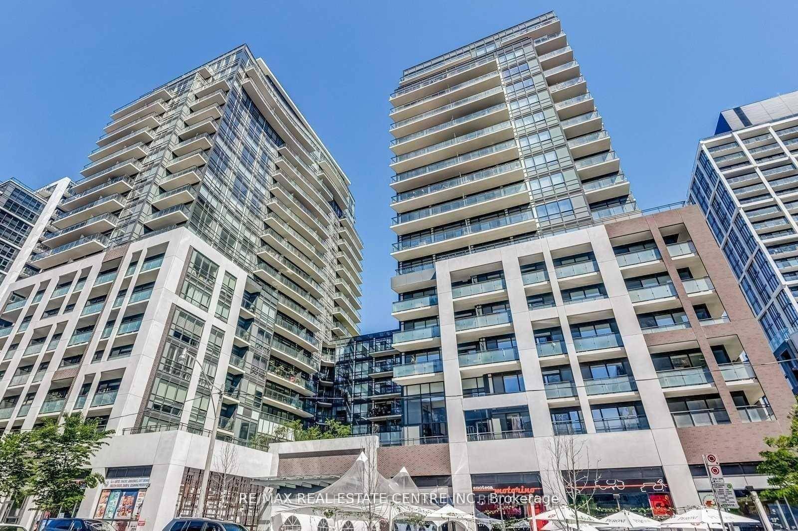 Spacious 1 Bedroom Den In Axiom Condos.