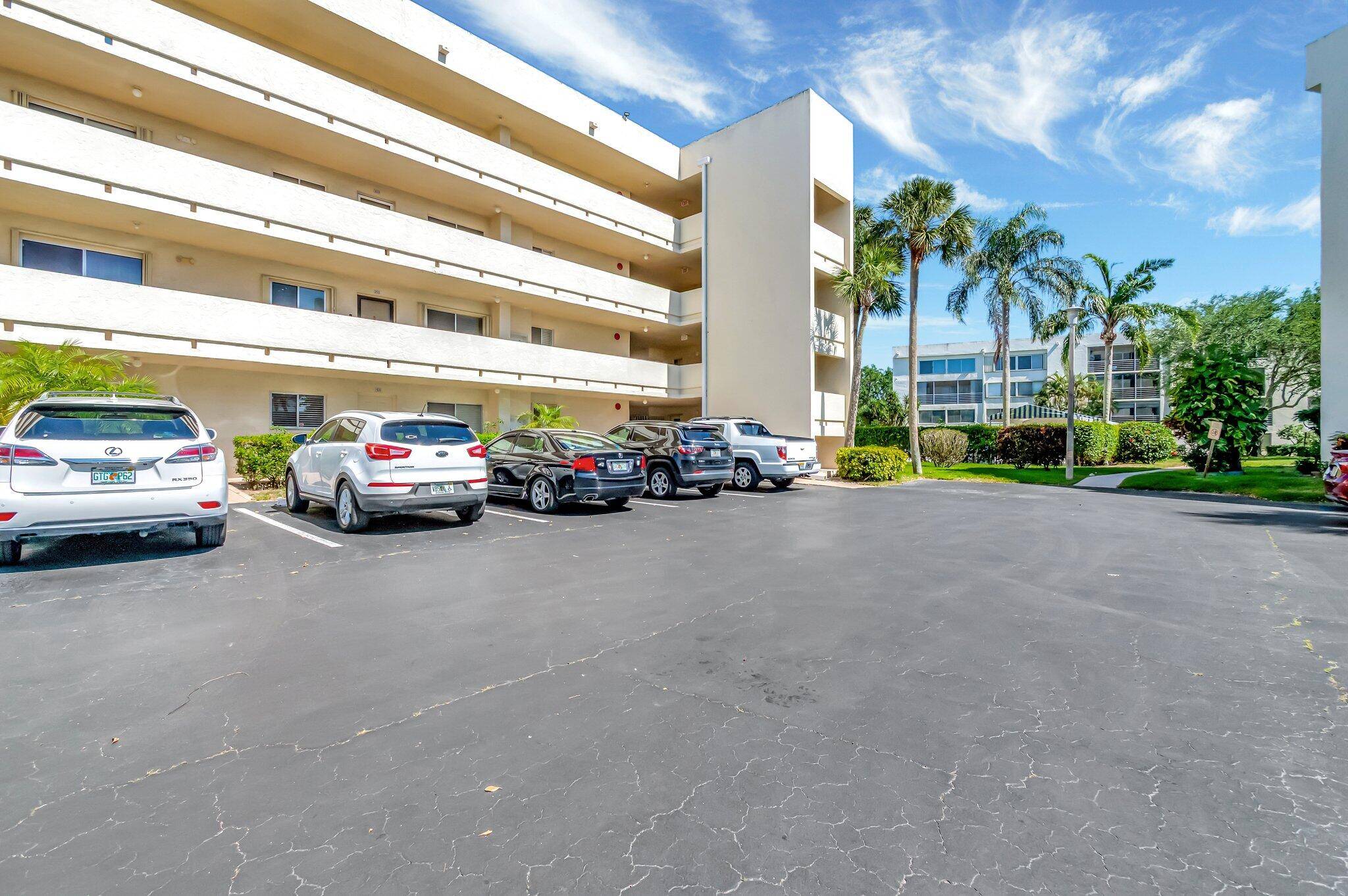 COME VISIT THE LARGEST UNIT IN BARRINGTON.