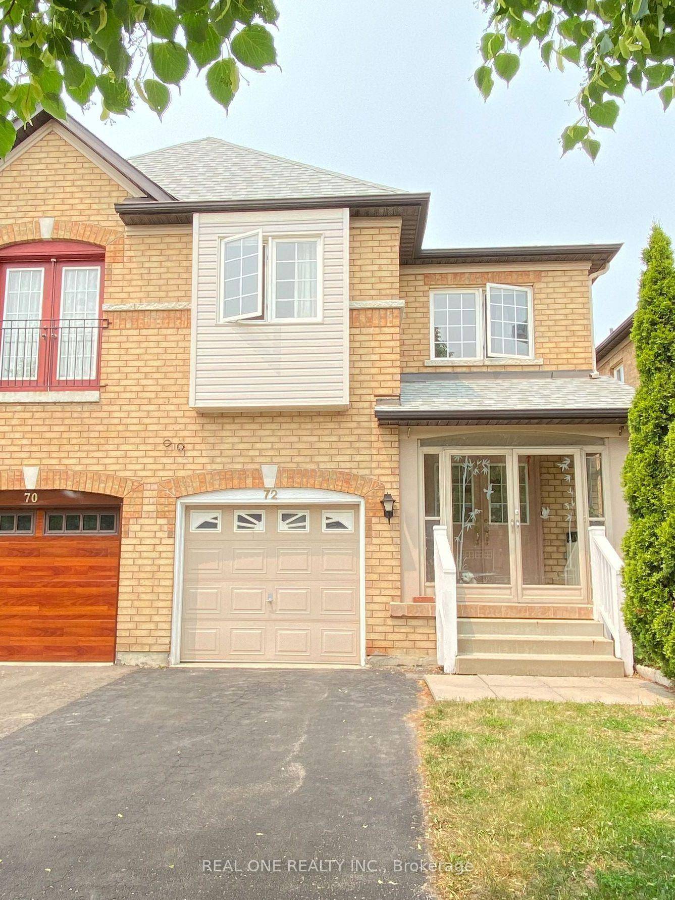 Well Maintained Home In The Sought After Neighbourhood Of Berczy Village, Bright and Spacious, 1980 sqf.