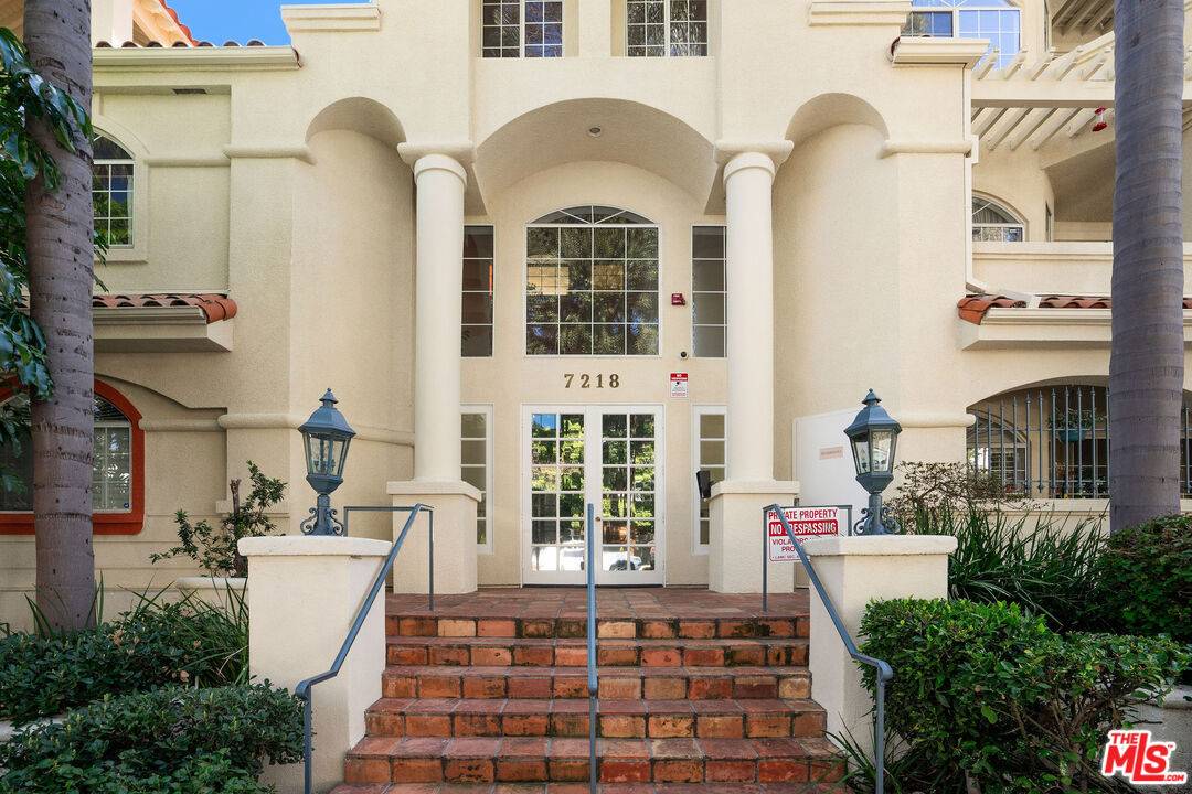 7218   Hillside Ave 3BR Hollywood Hills East La