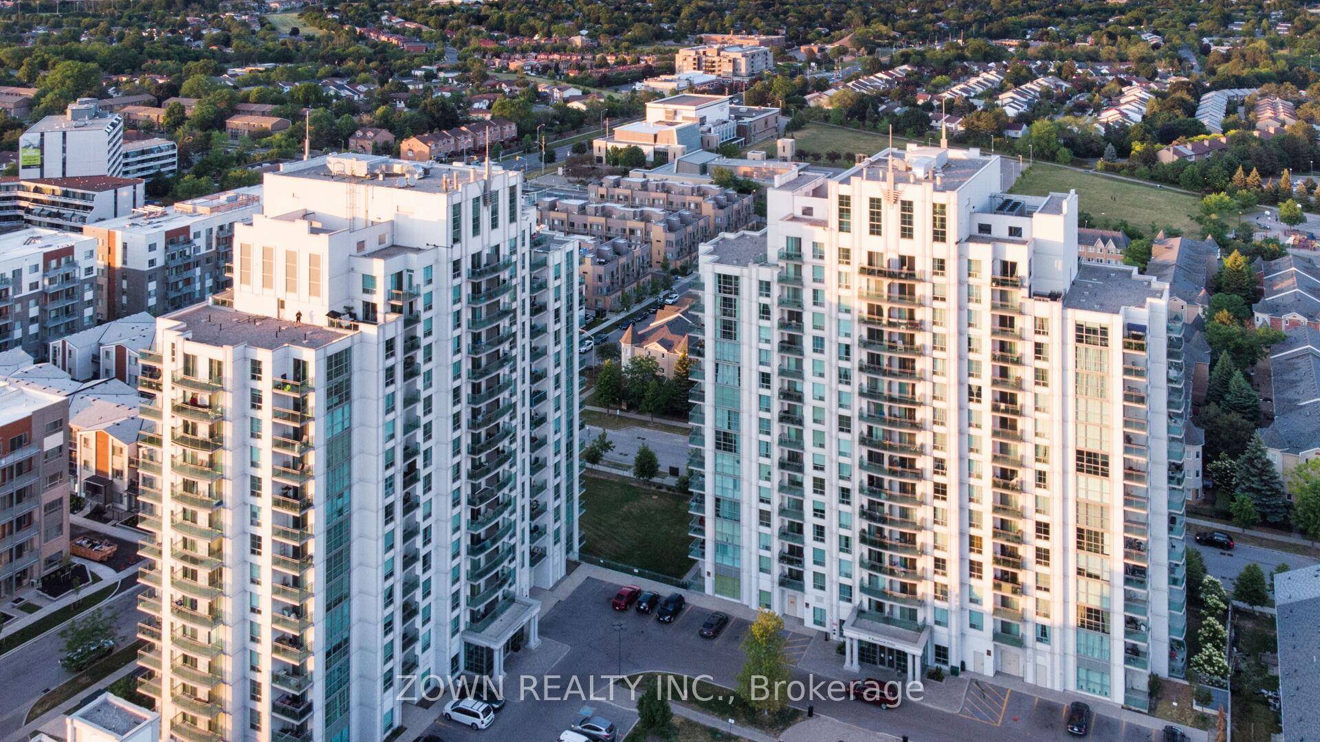 Rare Lower Penthouse Corner Suite 1 1 Bedroom Two Outdoor Spaces Experience stunning panoramic views of the lake, city skyline, and breathtaking sunsets from this rare 1 1 lower penthouse ...