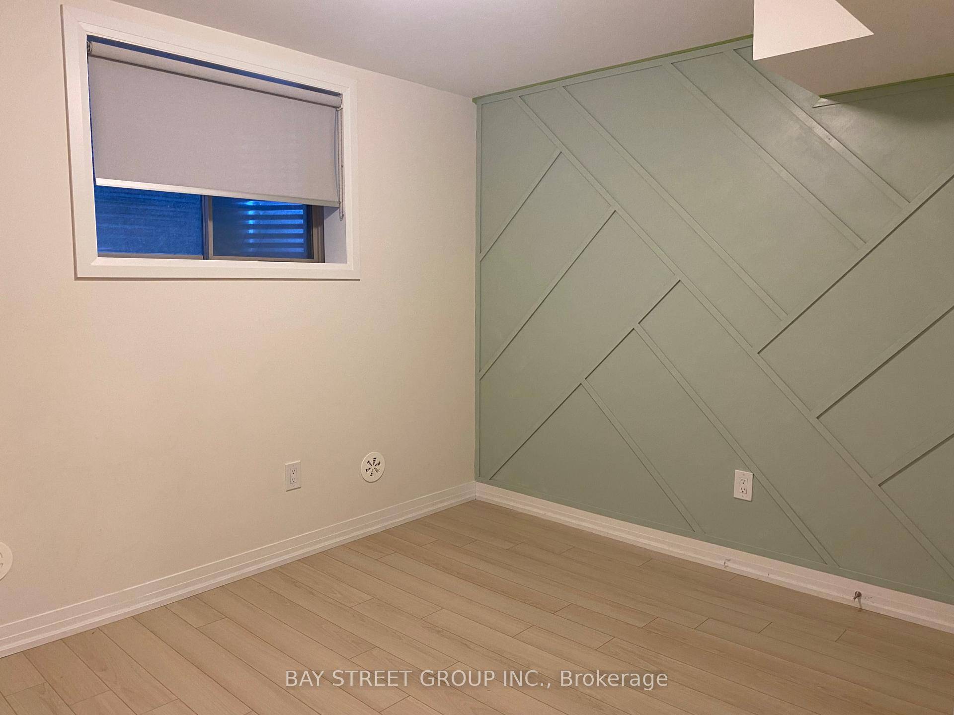 1 year new, Stunning Freehold Townhome With 2 bedrooms.