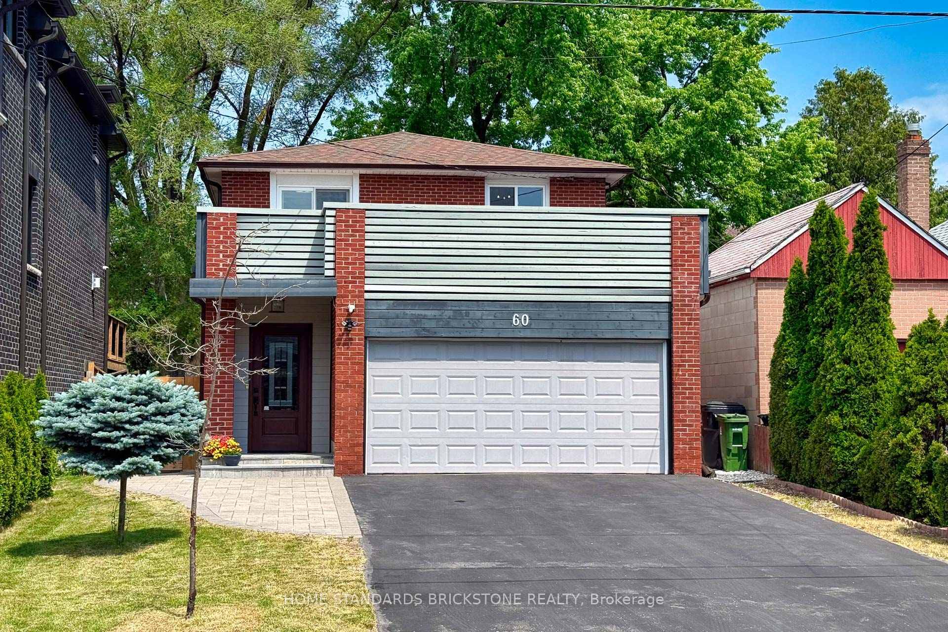 Move In Ready Elegance Steps From YONGE ST !
