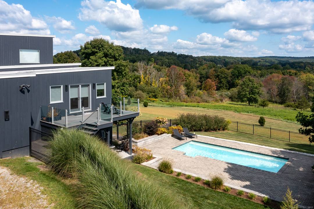 Discover the ultimate summer retreat in the heart of the Litchfield Hills.