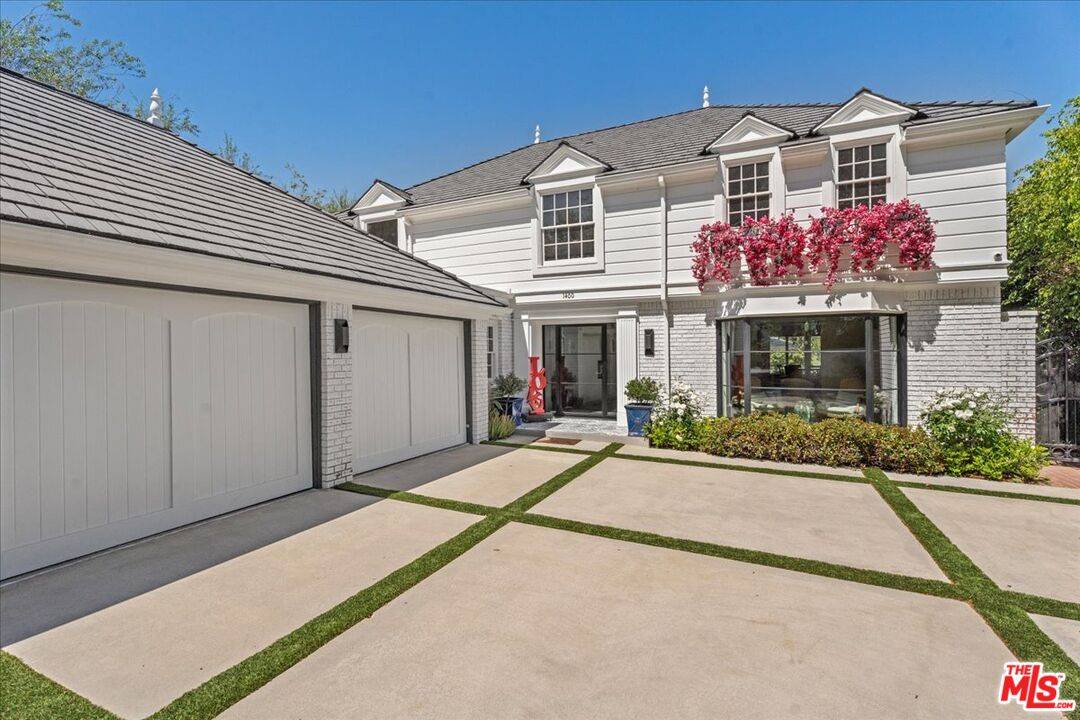 1400 Club View Dr 4BR Westwood La
