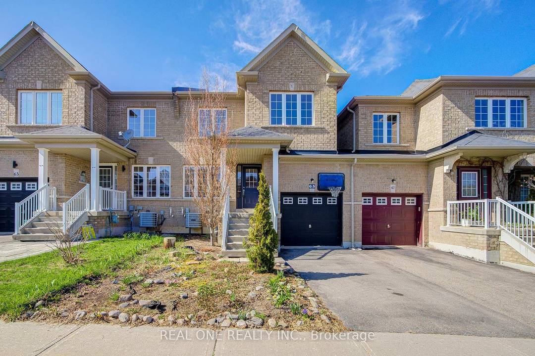 Absolutely Spacious 4 Bedroom Semi In High Demand Jefferson !