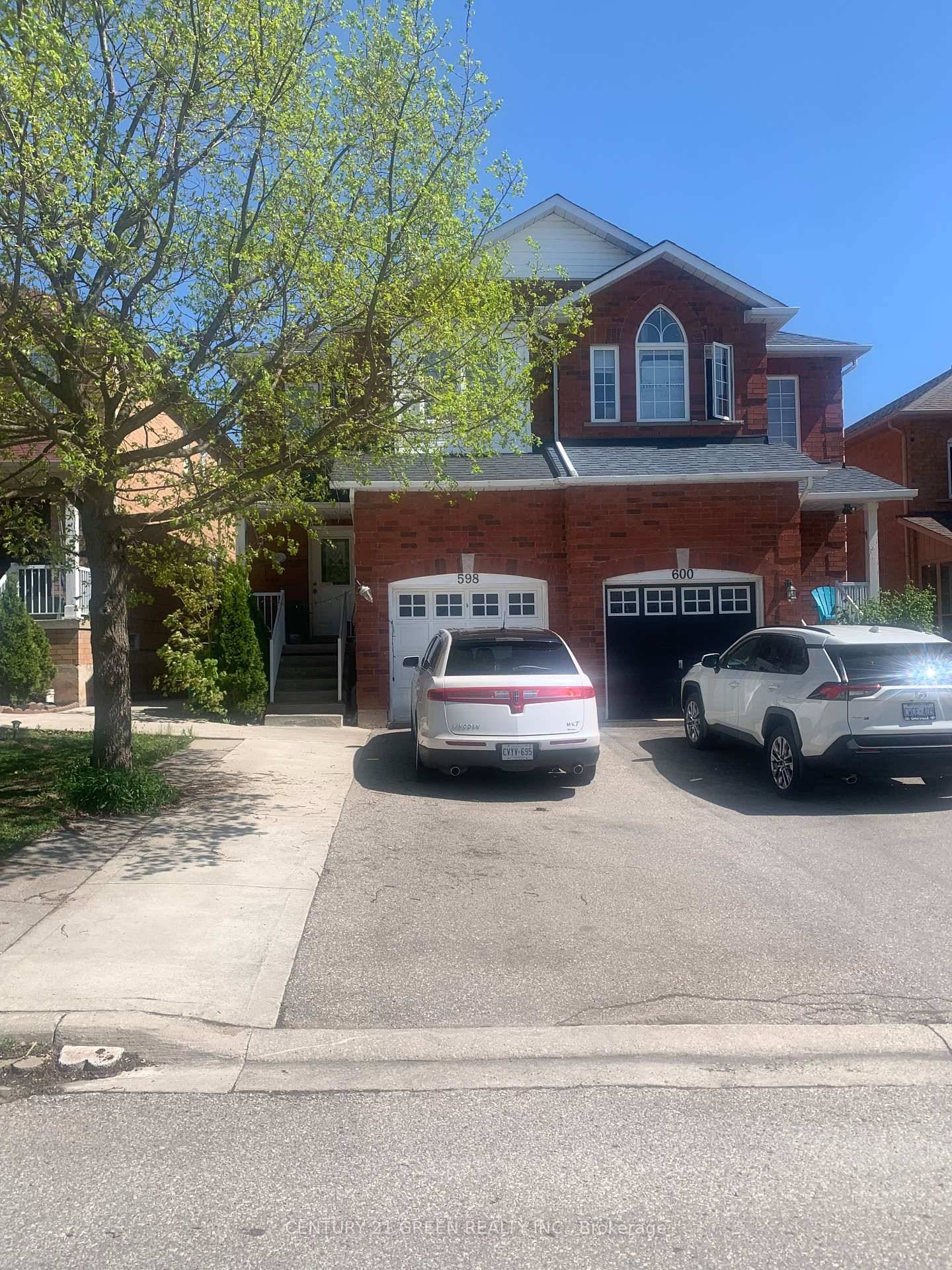 Located in the prestigious Meadowvale area, this home offers exceptional convenience and access to top rated schools, including St.