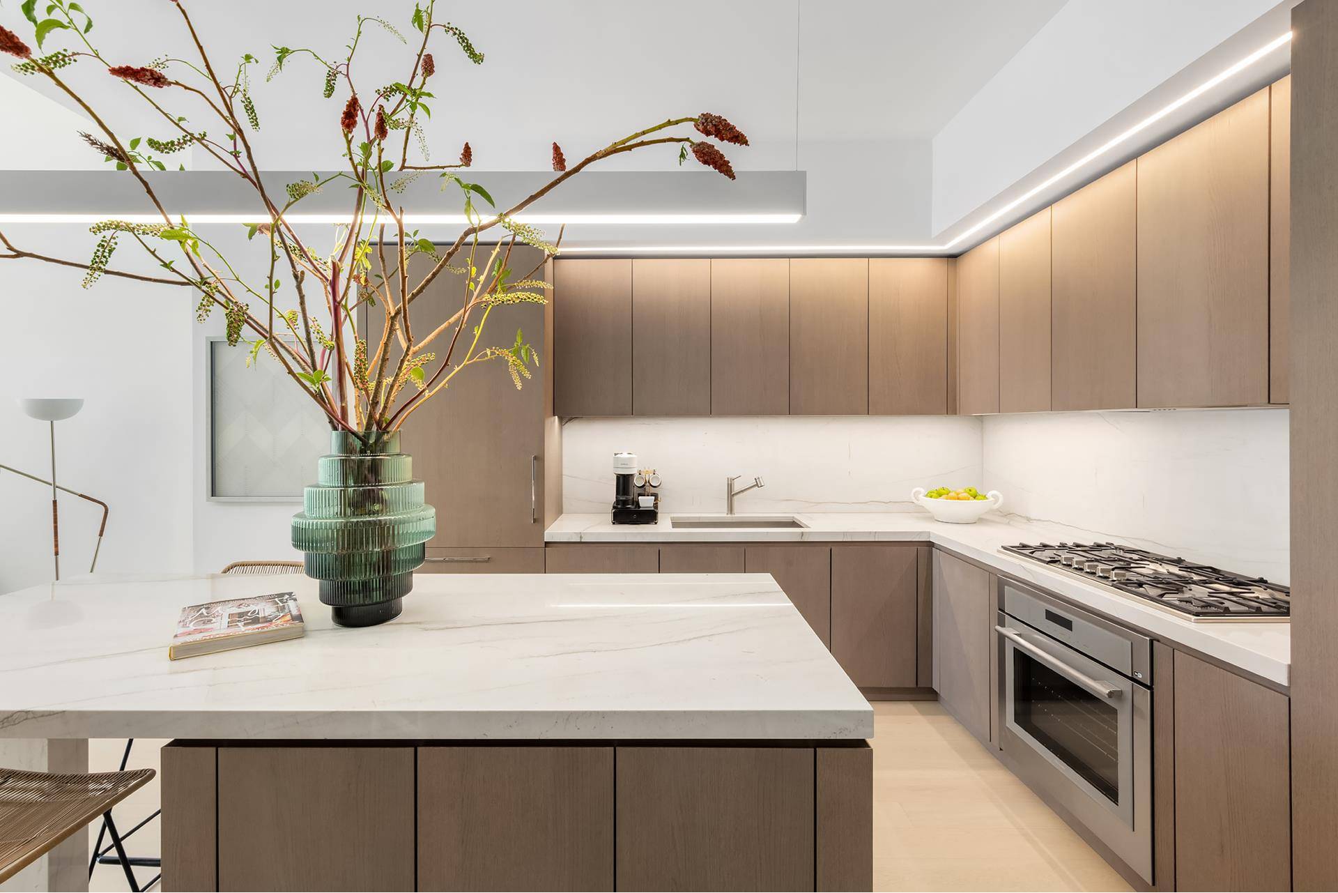 Step into the vibrant and inspired lifestyle of Hudson Square Soho West, nestled in the heart of New York City at the prestigious 77 Charlton luxury property.