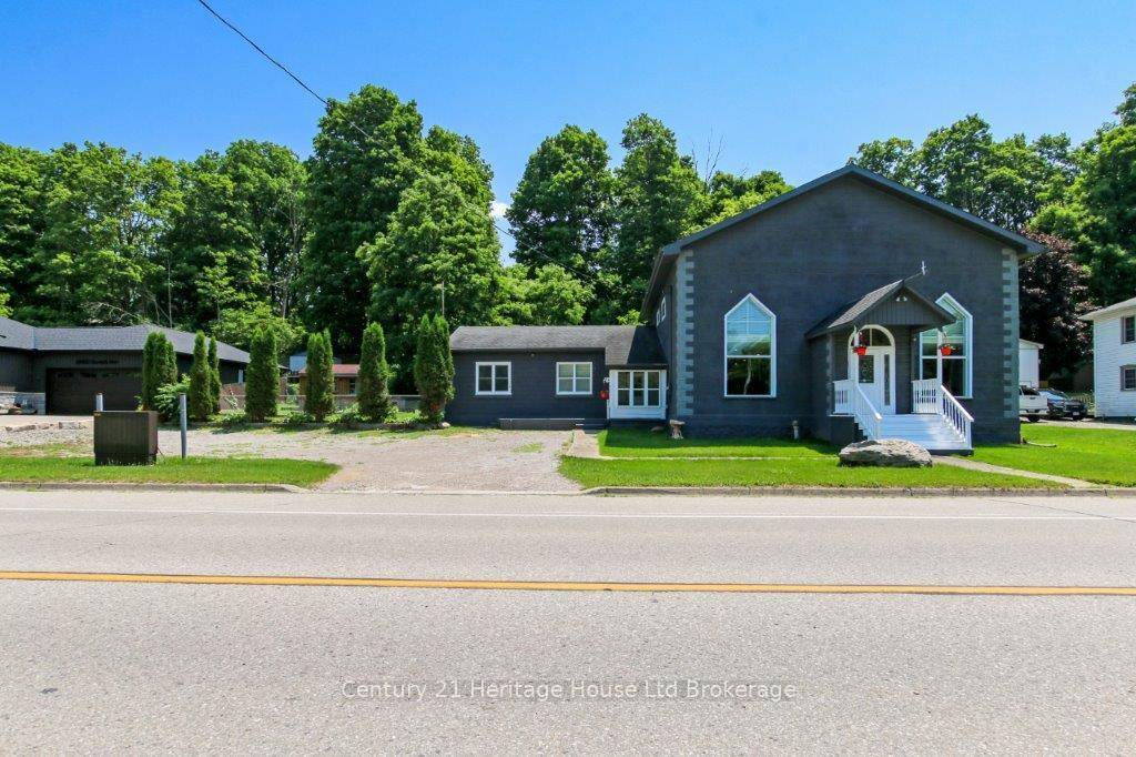 Fantastic opportunity to own a 5 bedroom, 3 bathroom, 2 kitchen, home in the village of Beachville.