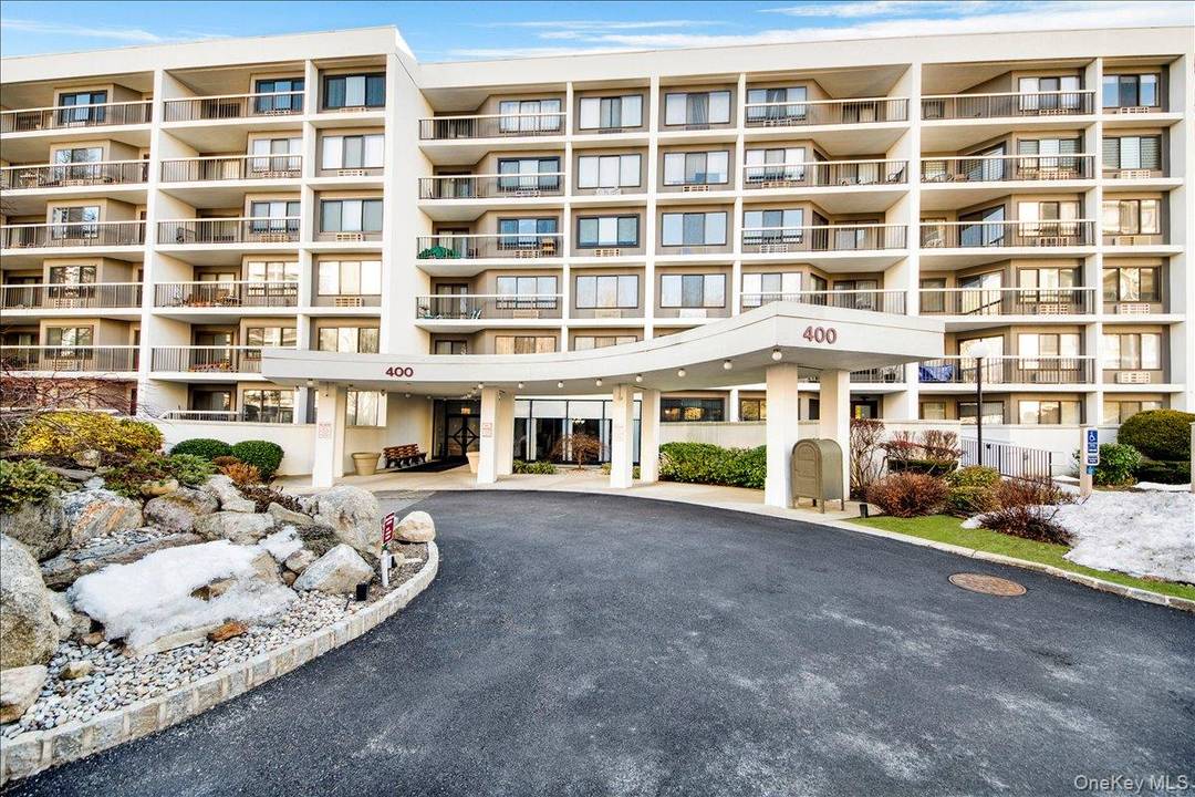 Pristine Penthouse w deeded garage spot 240 P2 in the same building !