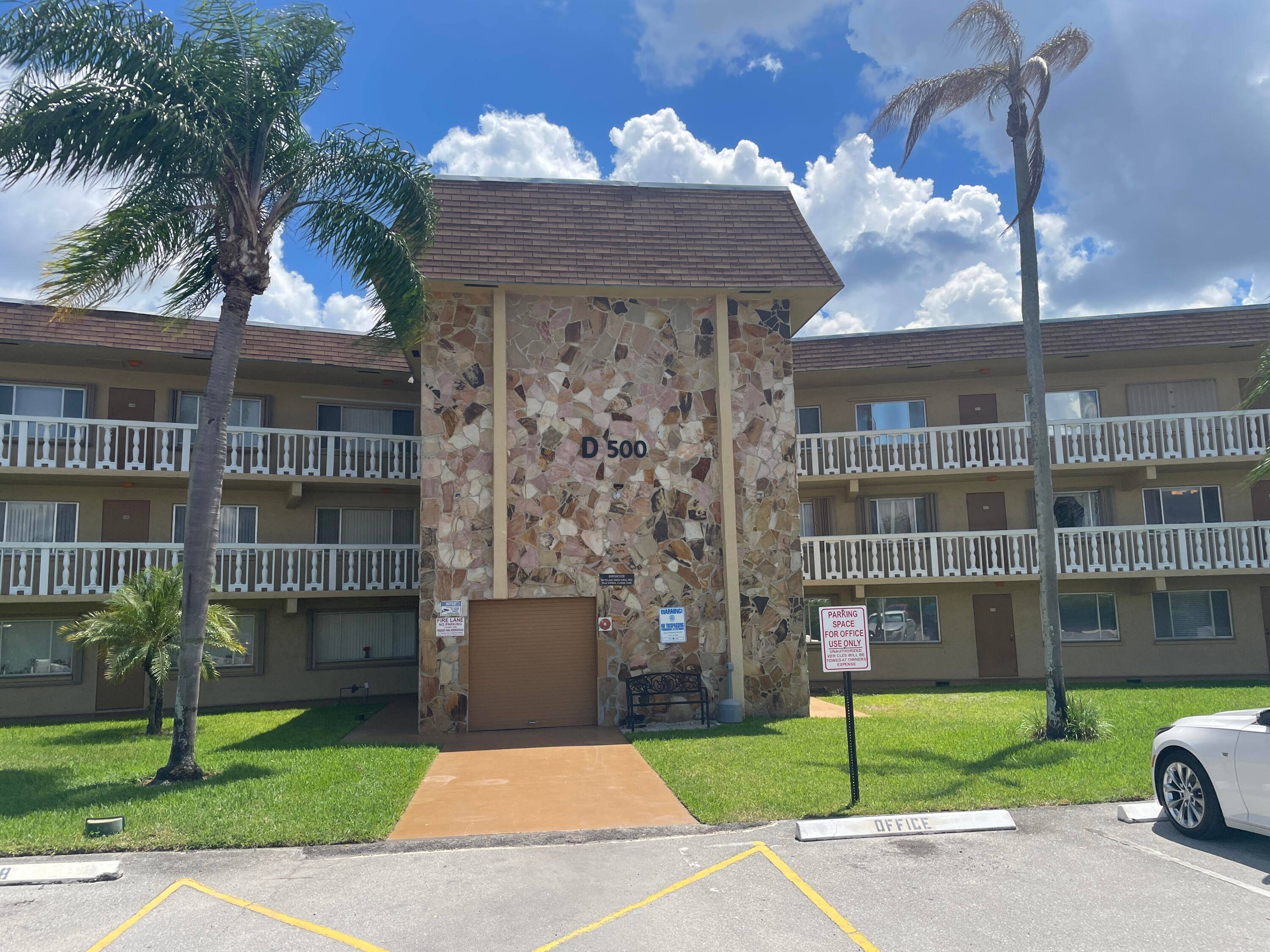 Investor friendly 2 bedroom at this age 55 plus Village Green community.