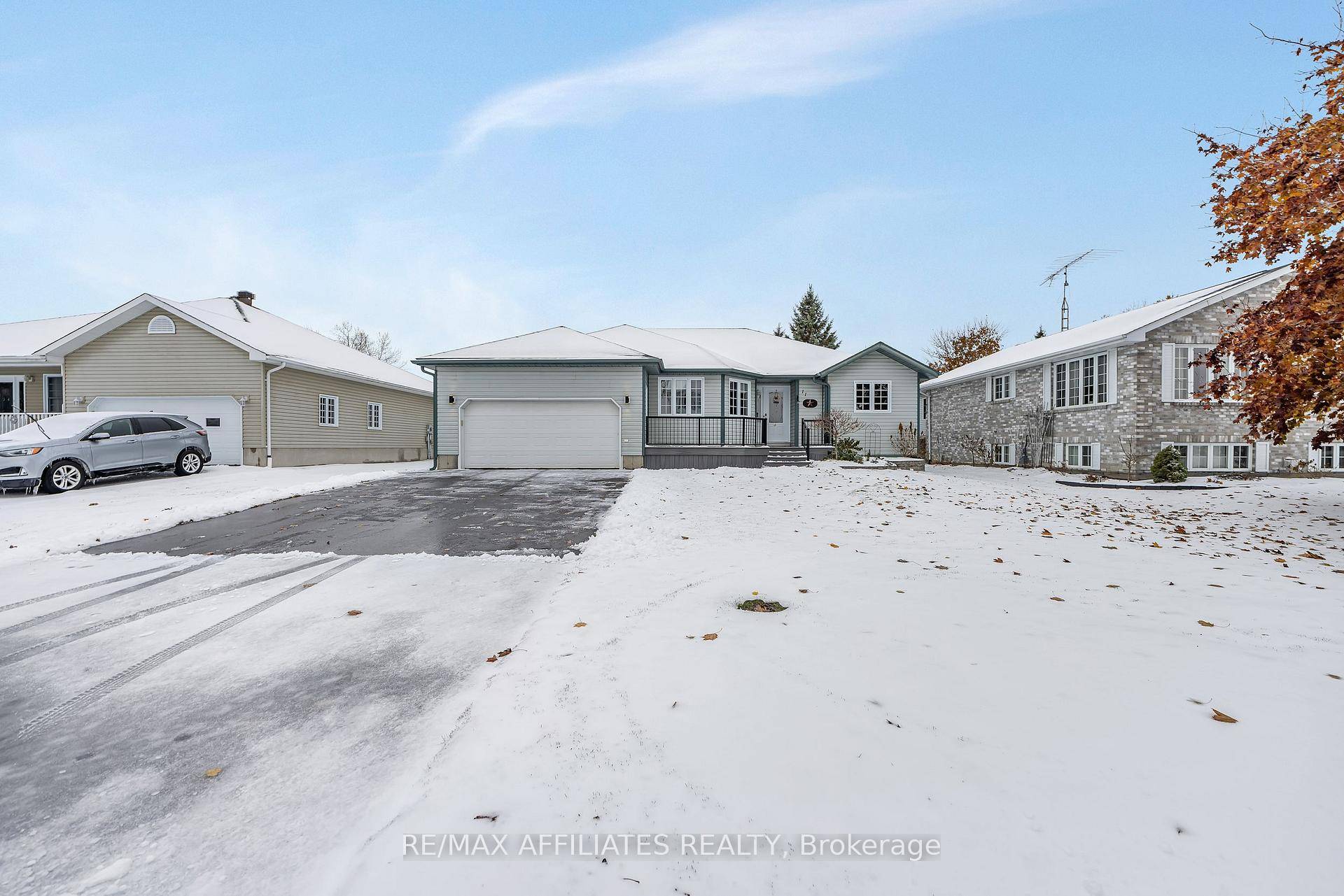 Welcome to 11 Grove Street !