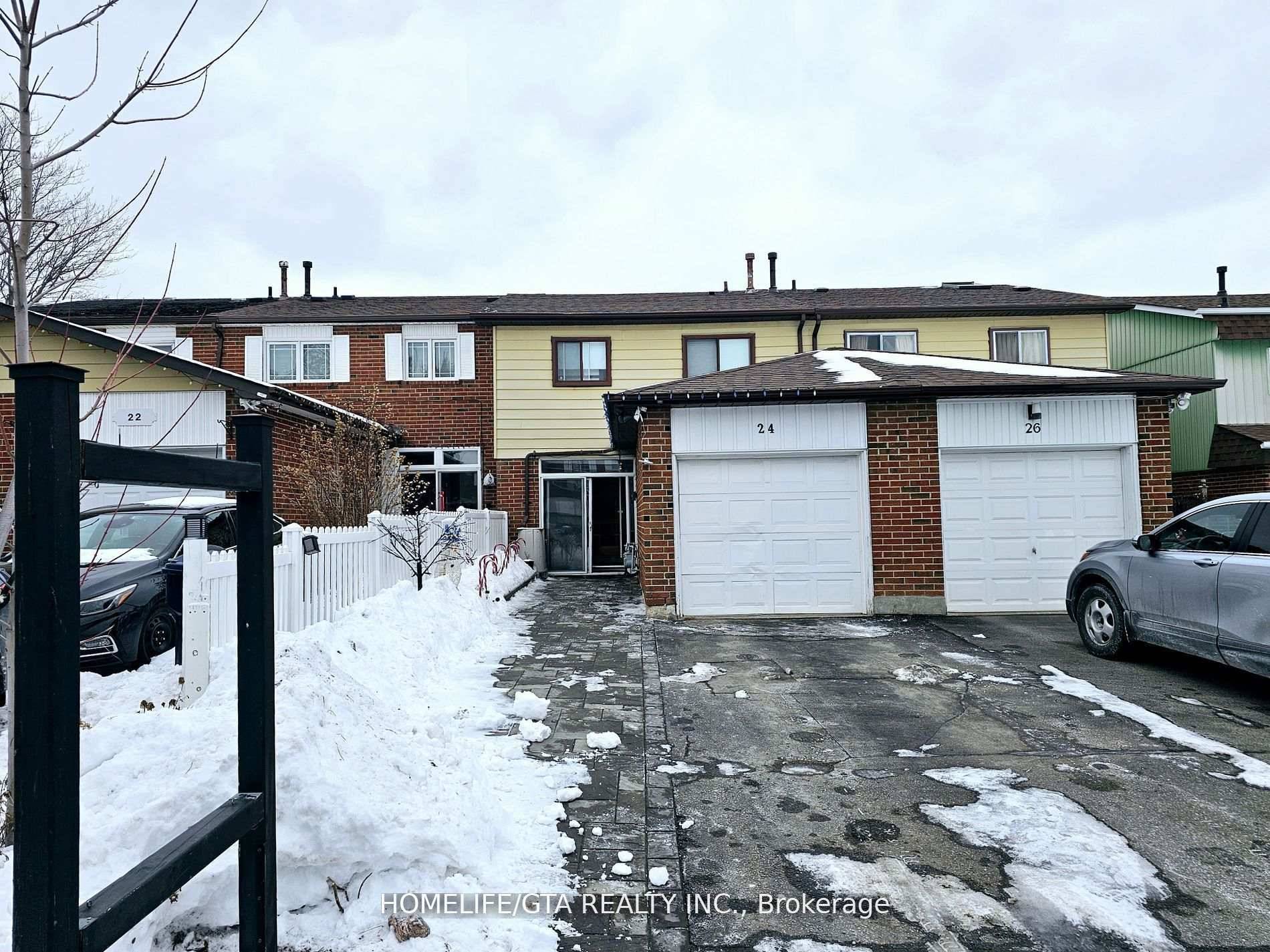 Welcome To A Bright, Spacious, 4 1 Bed 3Bath Freehold Town Home, Finished Basement, Single Car Garage amp ; 2 Car Drive.
