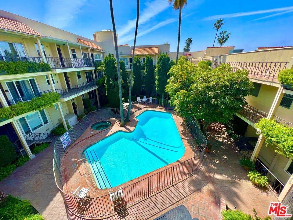 11670  W Sunset Blvd 2BR Brentwood La
