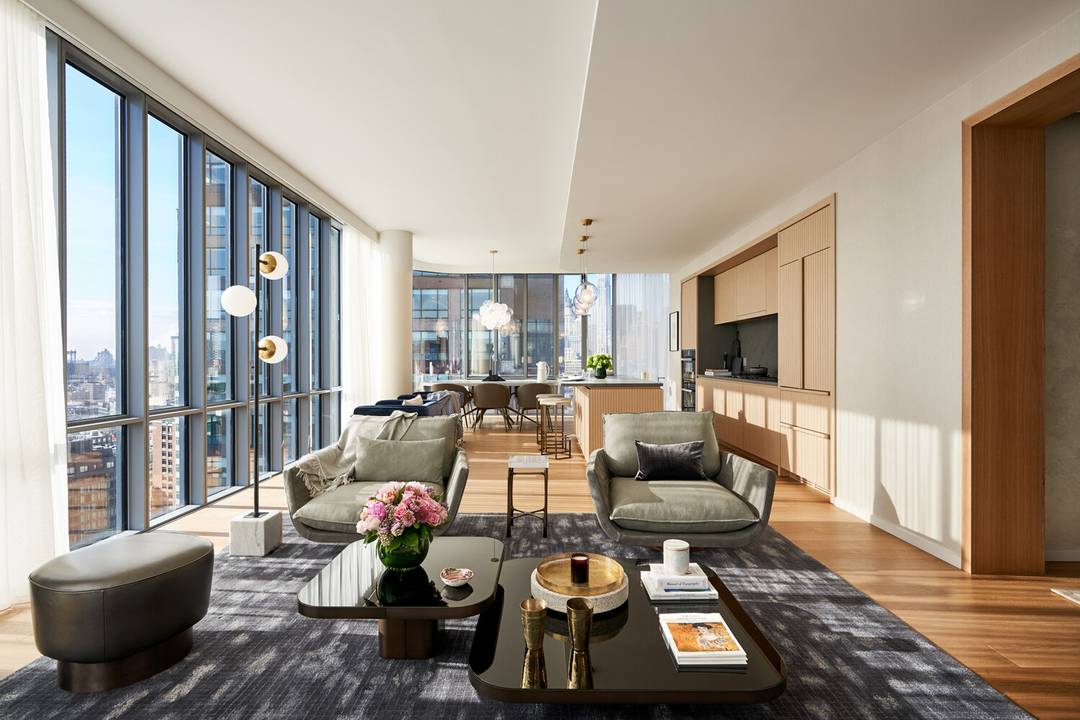 Unlike any other property in SoHo, 565 Broome SoHo offers the luxury and convenience of a private covered porte cochere with automated parking, expansive views and 17, 000 square feet ...