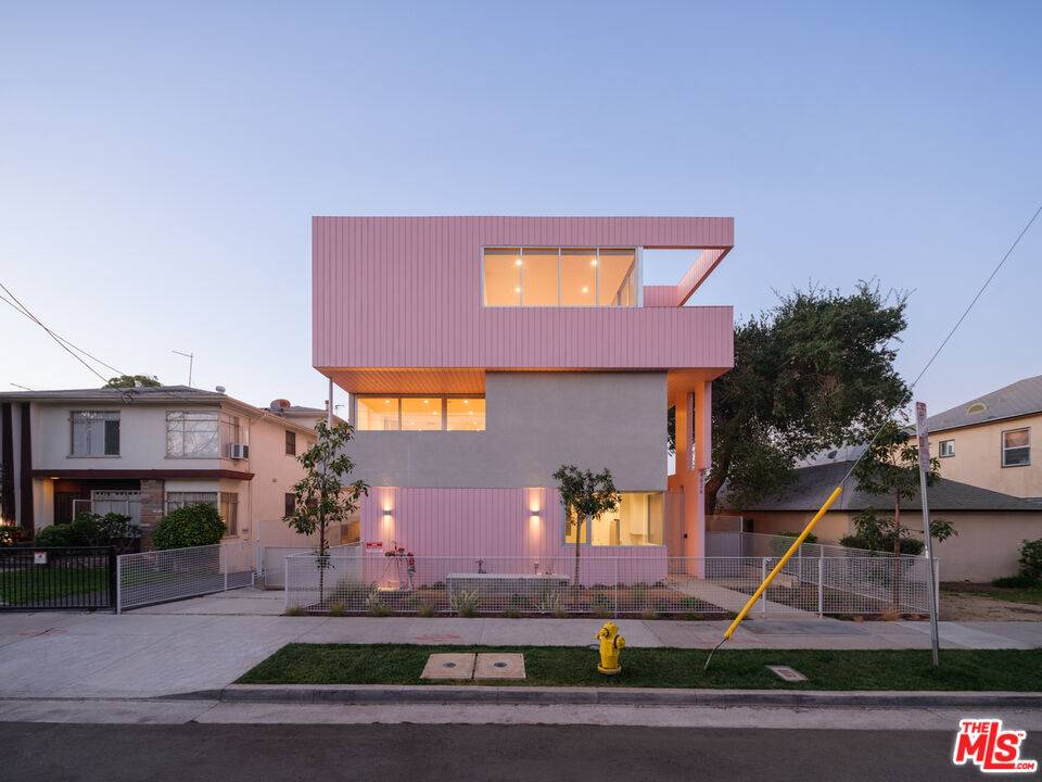 4826  Franklin Ave 3BR La