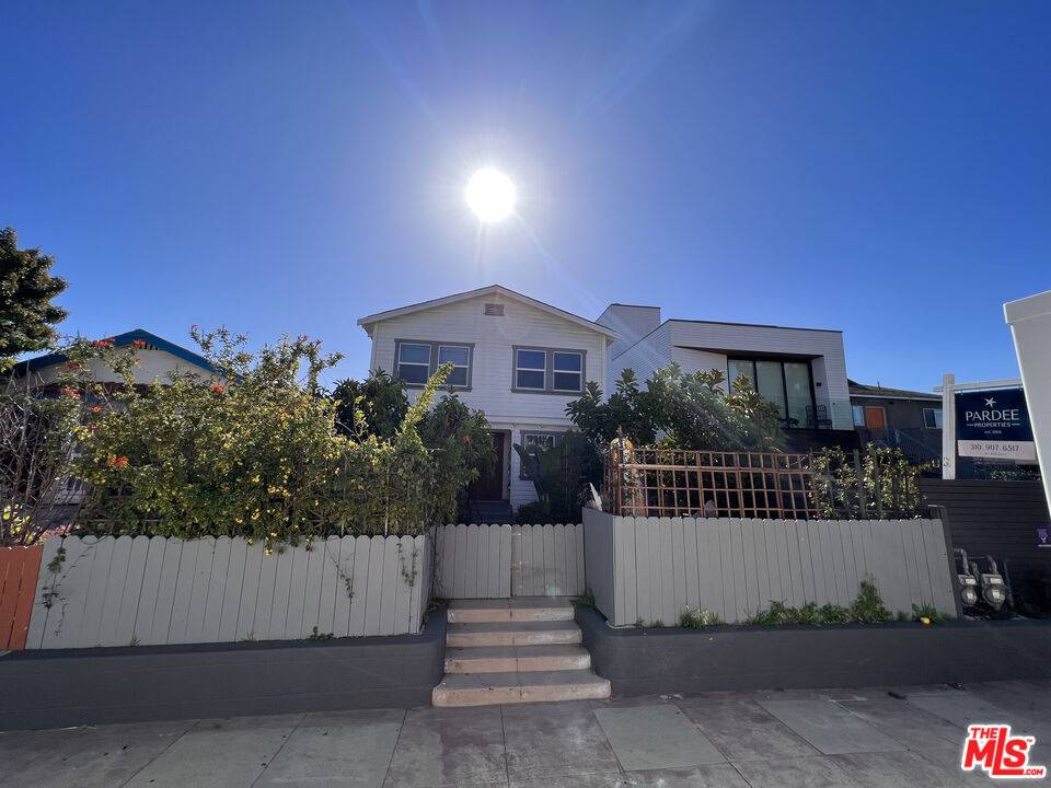 114 Paloma Ave 4BR Marina Del Rey La