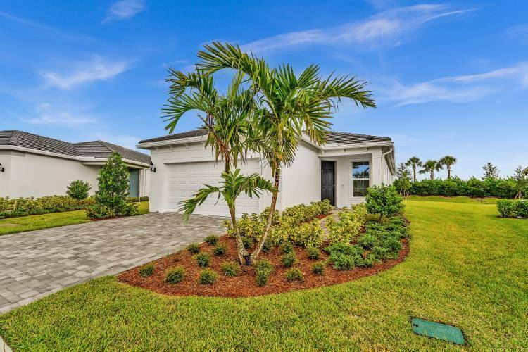 Beautiful NEW CONSTRUCTION HOME !