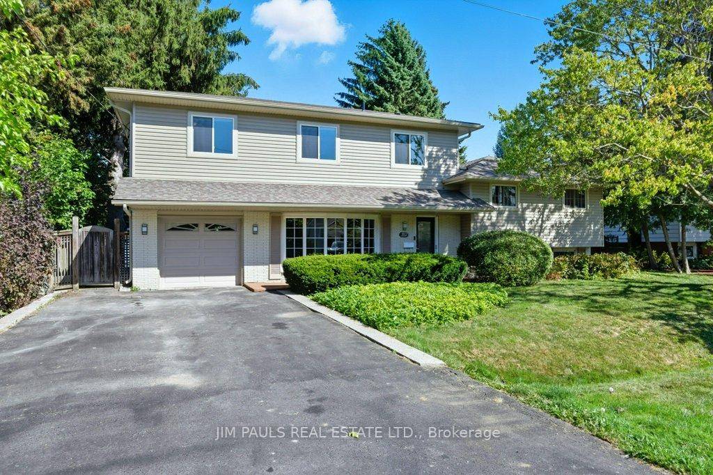 Welcome to this one of a kind home, tucked away on a quiet dead end street in one of Ancasters most sought after neighbourhoods.