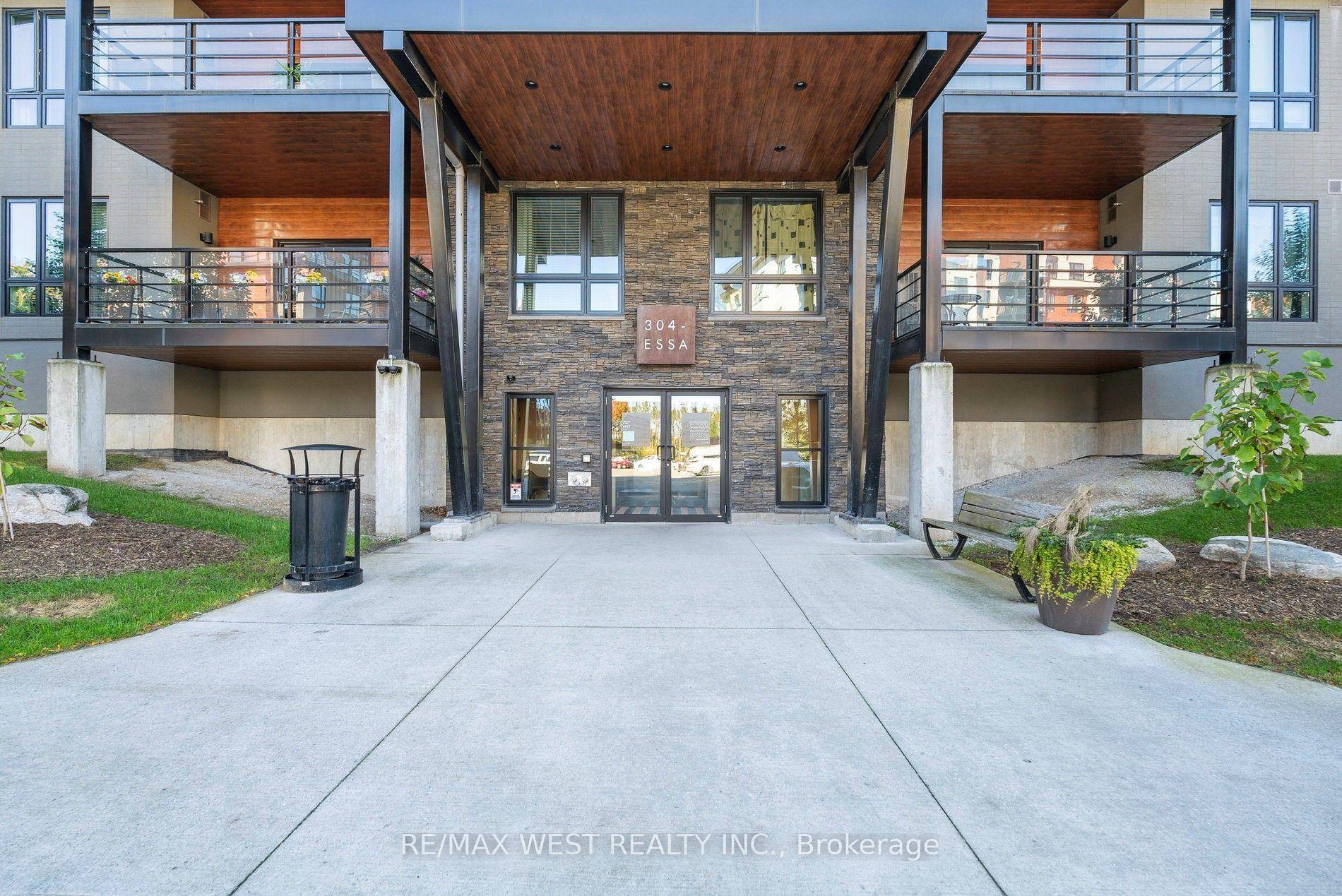 Welcome to the highly sought after Gallery Condos in South Barrie.