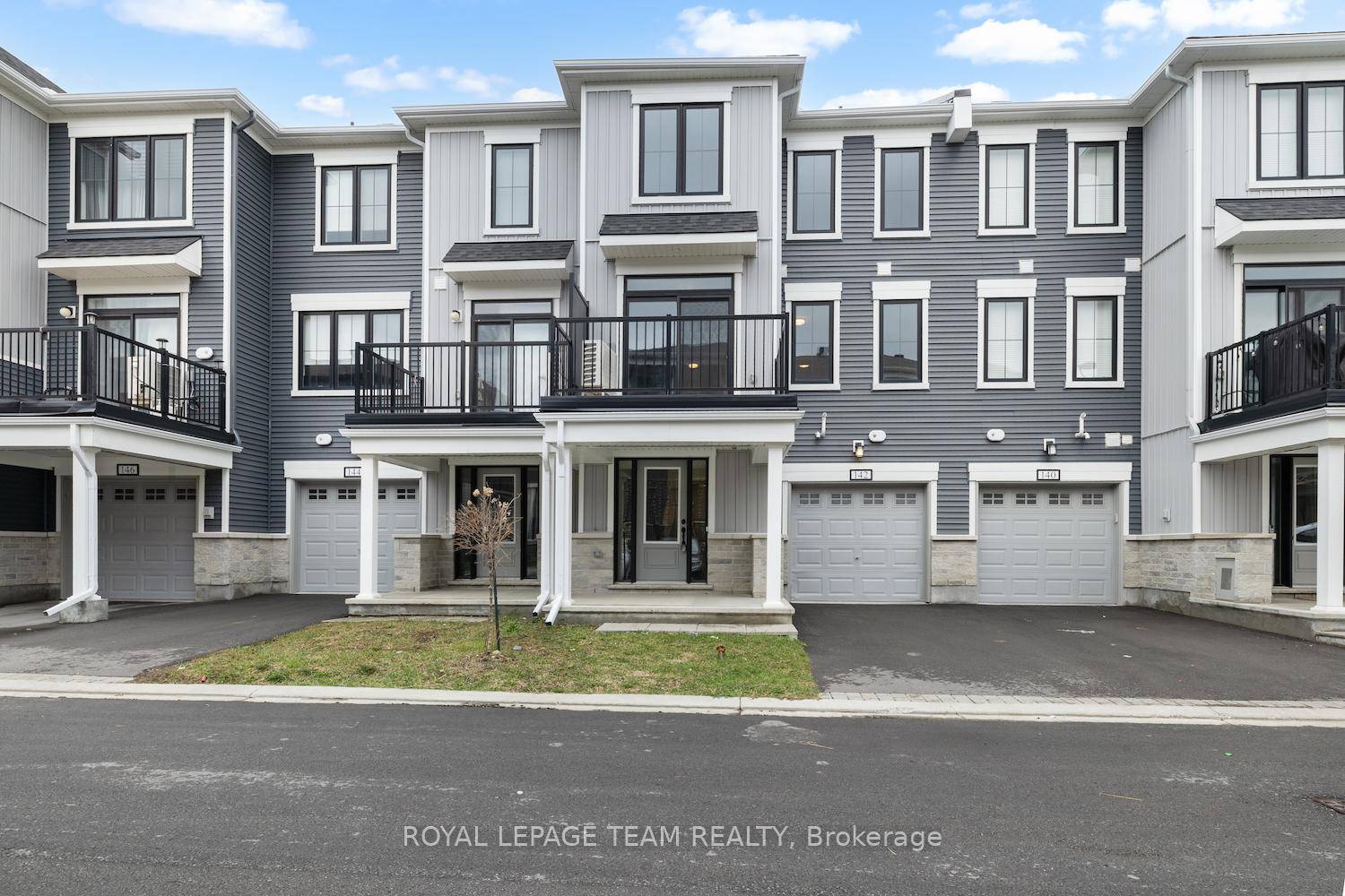 Welcome to 142 Anthracite Private a rare Gemstone model in the sought after Promenade neighbourhood !