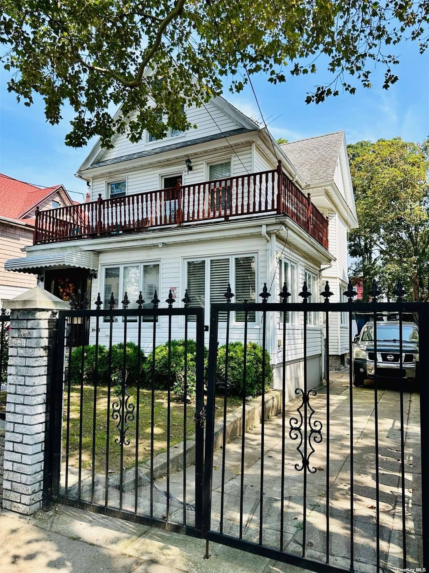 91-13 109th Street, Richmond Hill, NY 11418